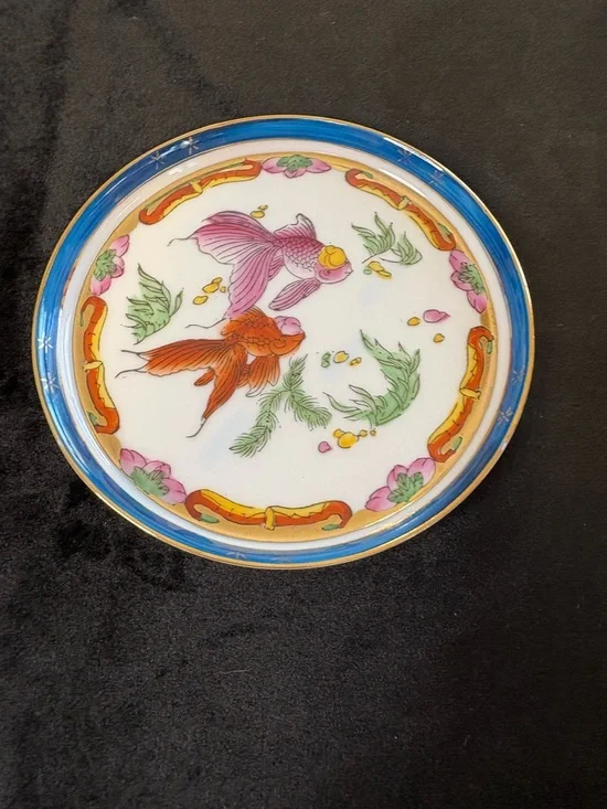 Vintage Chinese Miniature Fish-Themed Tea Serving Set - Picture 10 of 16